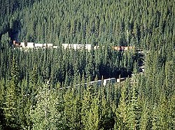 Spiral-Tunnel bei Field in Yoho Nationalpark